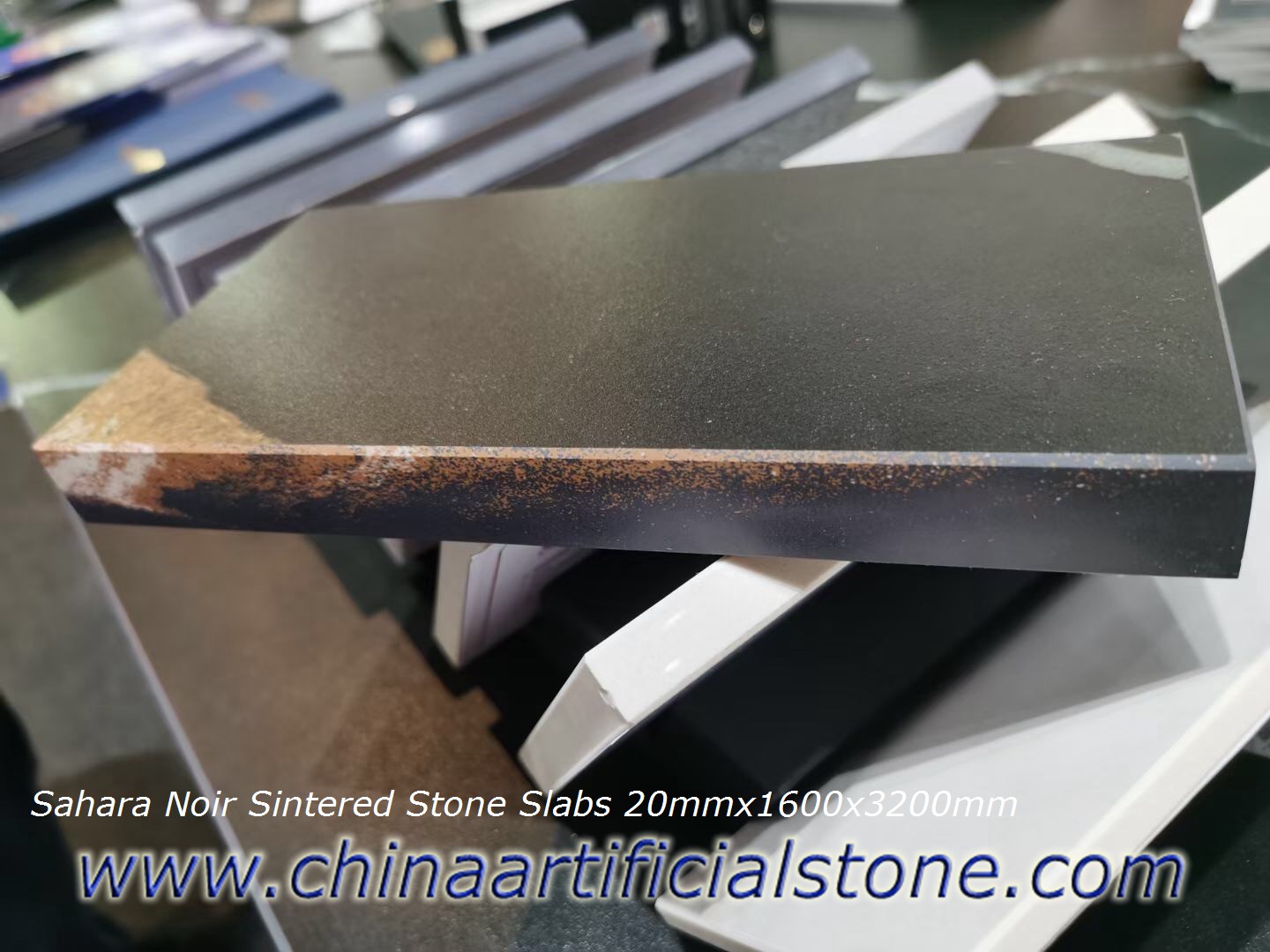 20mm Sahara Noir Sintered Stone Marble Slabs 1600x3200mm